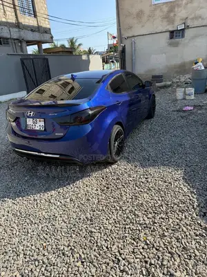 Hyundai Elantra Limited Sedan FWD (1.8L 4cyl 6A) 2013 Blue
