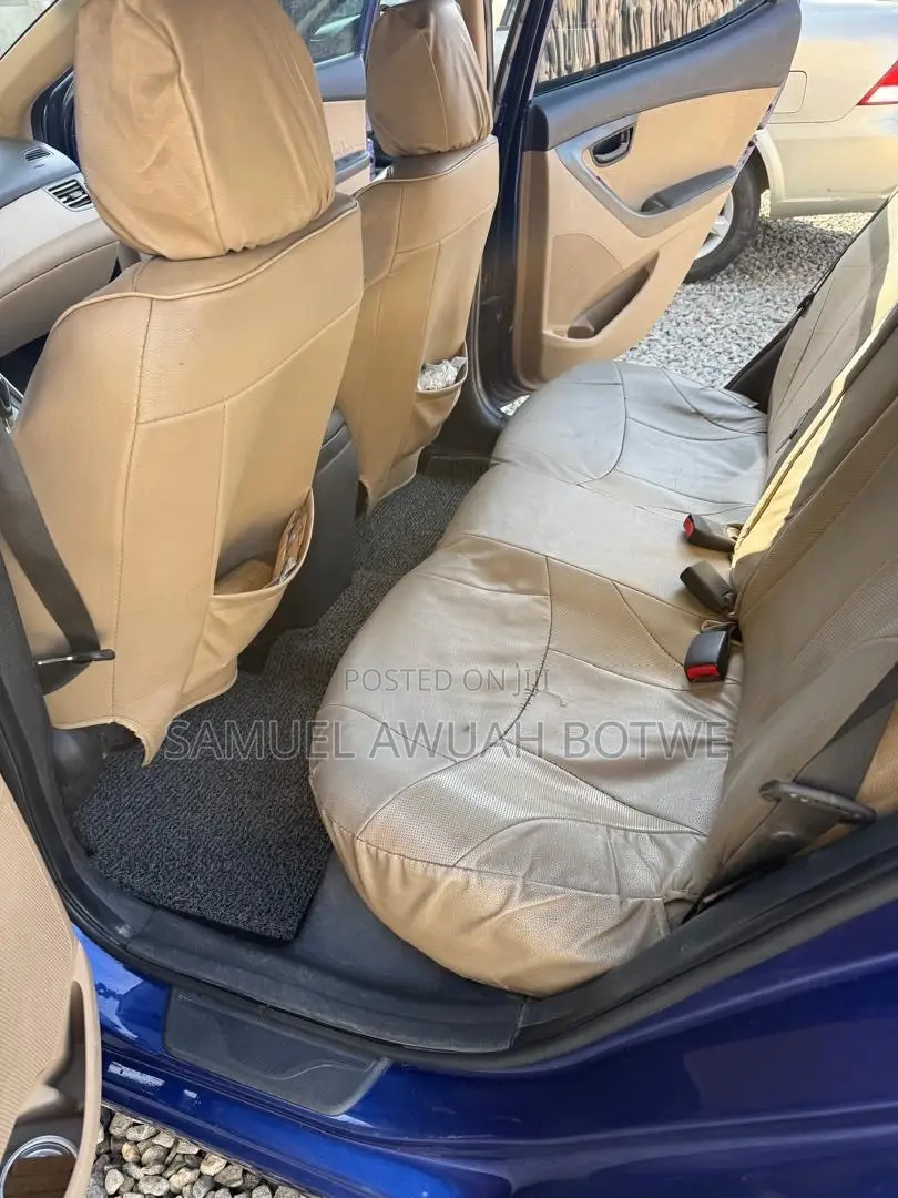 Hyundai Elantra Limited Sedan FWD (1.8L 4cyl 6A) 2013 Blue