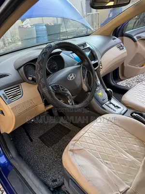 Hyundai Elantra Limited Sedan FWD (1.8L 4cyl 6A) 2013 Blue