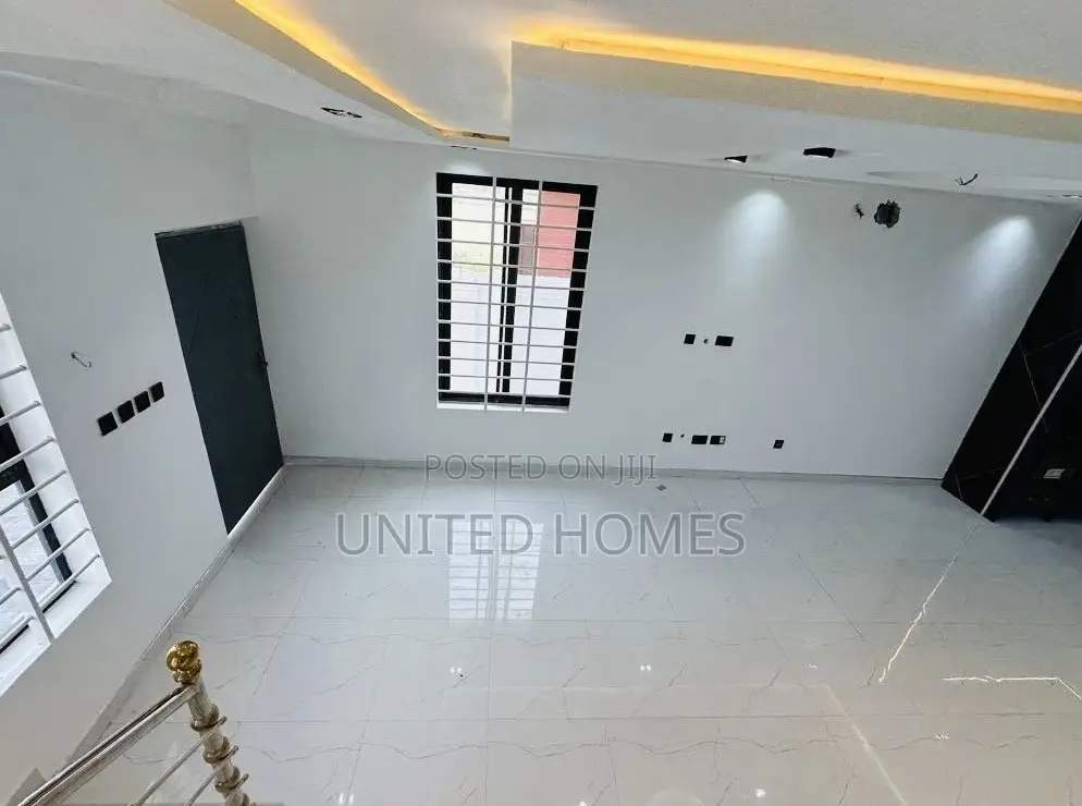 2bdrm House in Oyarifa for sale