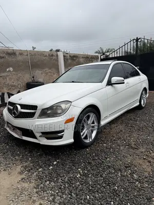 Mercedes-Benz C250 2014 White