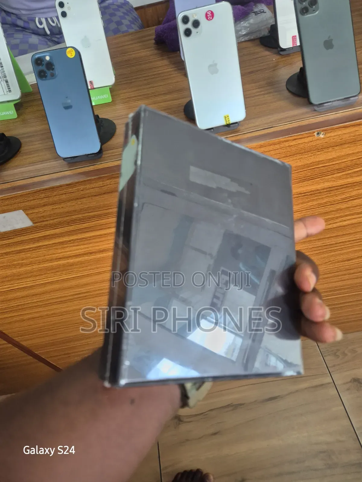 New Samsung Galaxy Z Fold4 256 GB Gray