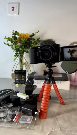 Sony ZV-E10 Mirrorless 4K Camera