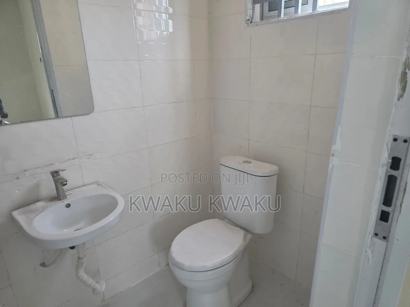 2bdrm Block of Flats in Adom Estates, Community 25 for rent