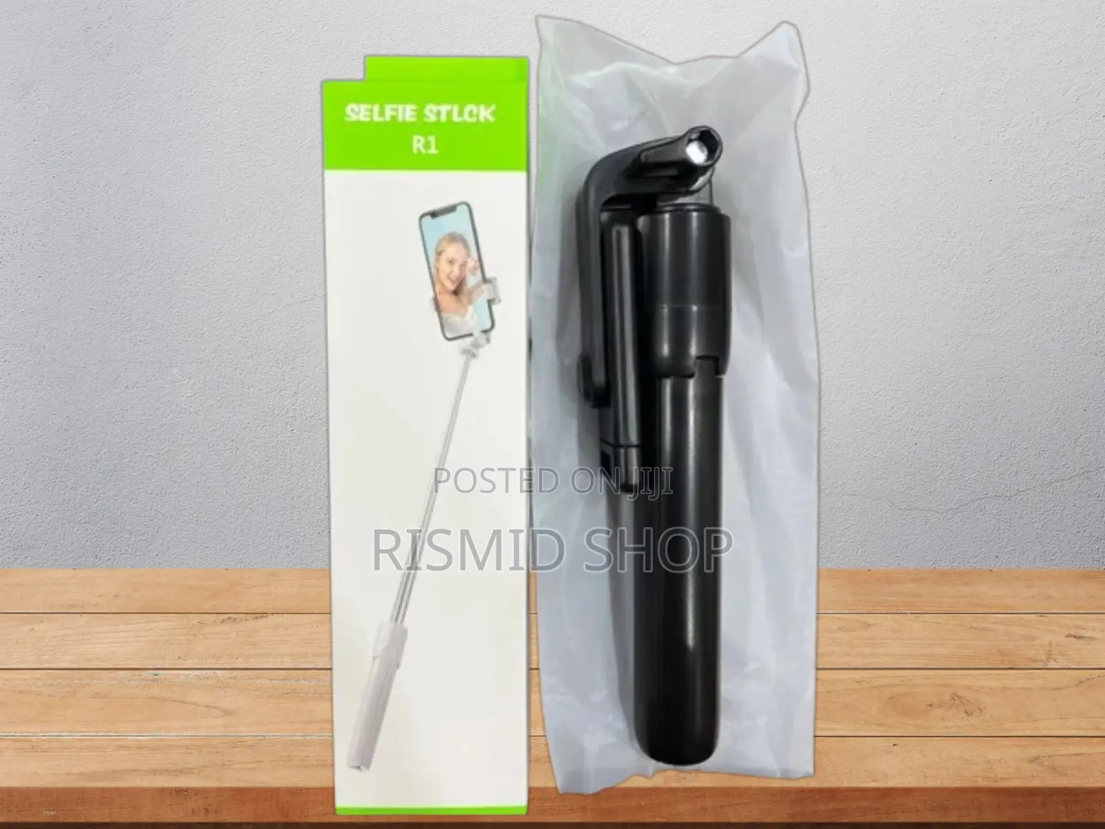 R1 Extendable Phone Holder Stick