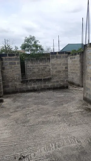 4bdrm House in Amasaman for sale