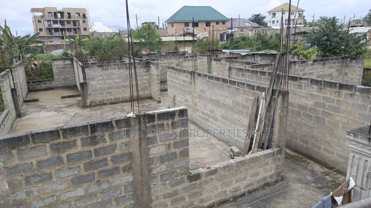 4bdrm House in Amasaman for sale