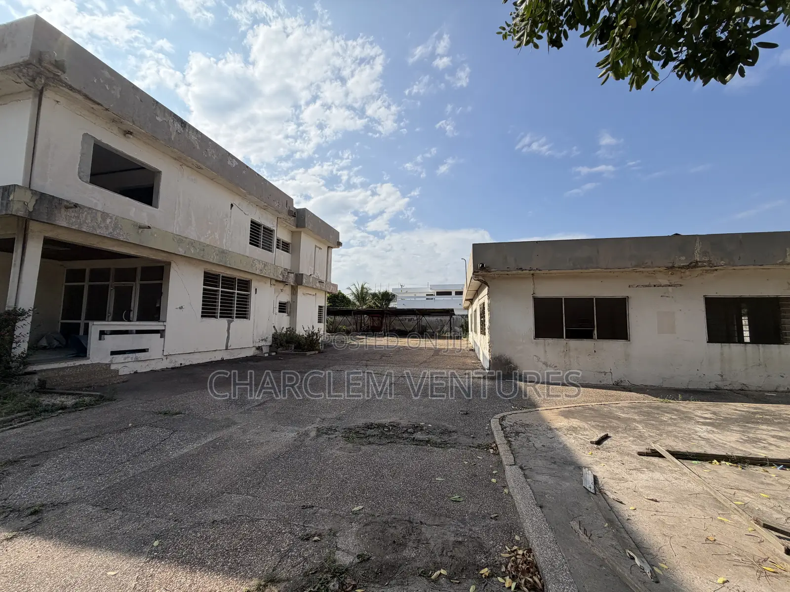 5bdrm House in Charclem Ventures, East Legon for sale