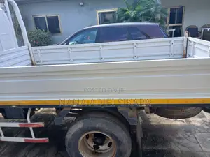 JAC Double-Cab Light Truck. 2.8L