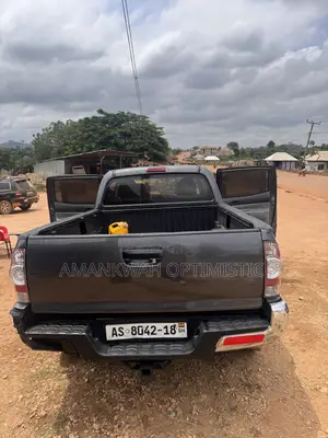 Toyota Tacoma 2012 Black