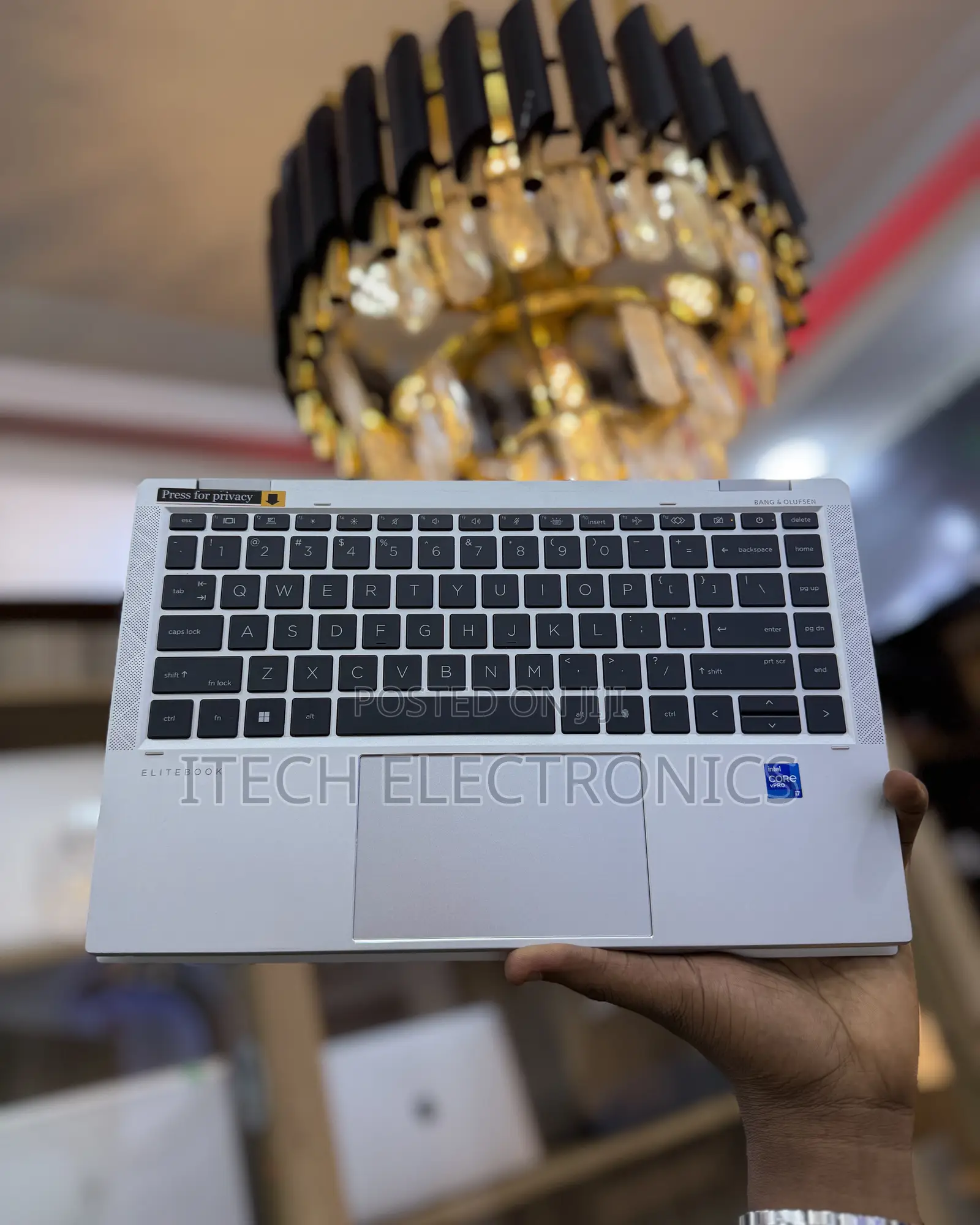 Laptop HP EliteBook 1040 G8 16GB Intel Core i7 SSD 512GB