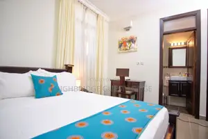 Beautiful Standard Room for Short Stay- Per Night
