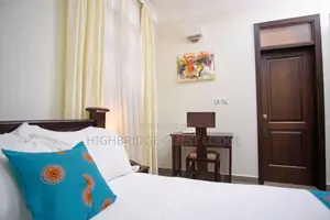 Beautiful Standard Room for Short Stay- Per Night