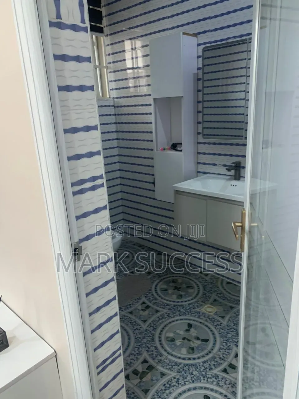 Furnished 4bdrm Duplex in Toll Booth for sale