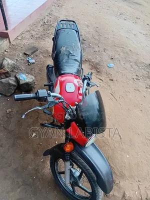 Bajaj Boxer 125 2019 Red