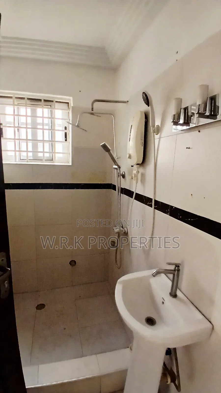 3bdrm House in Koforidua Highways, New-Juaben Municipal for rent