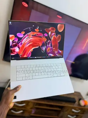 Laptop Dell XPS 16 9640 16GB Intel Core Ultra 7 SSD 1T