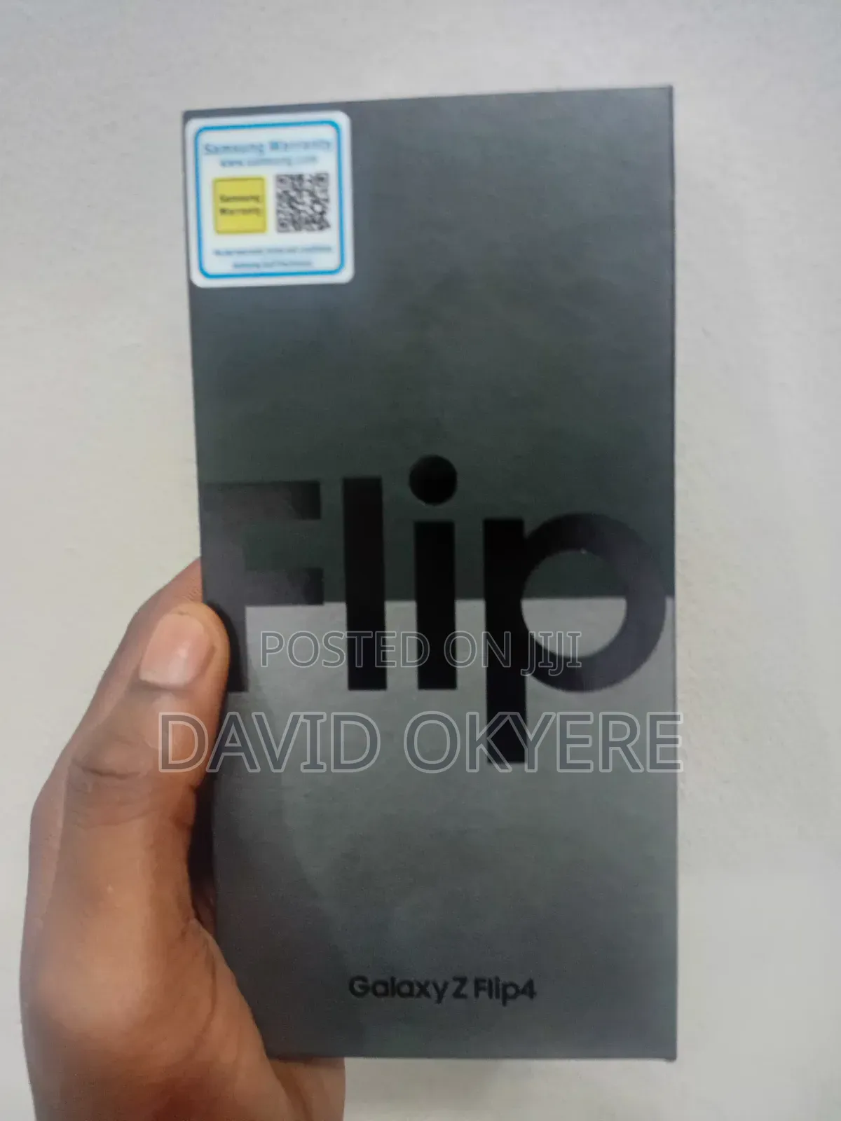 New Samsung Galaxy Z Flip4 128 GB