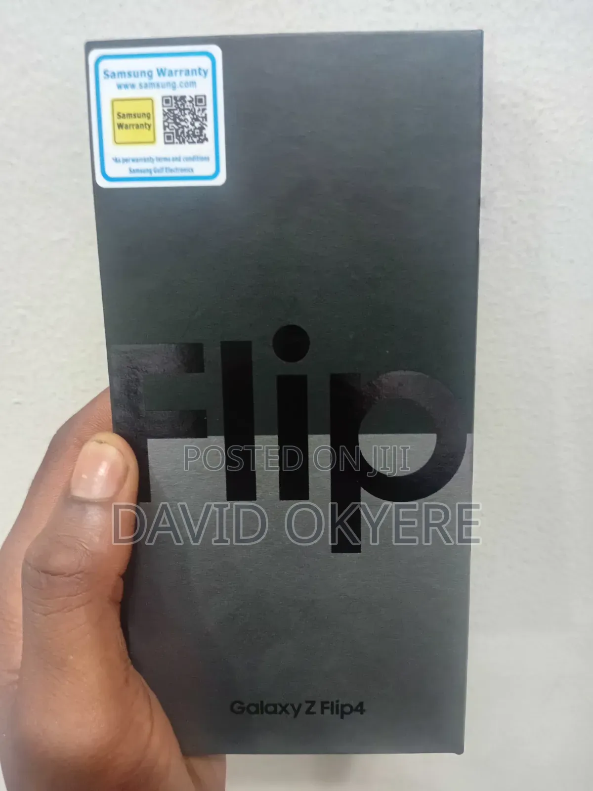 New Samsung Galaxy Z Flip4 128 GB