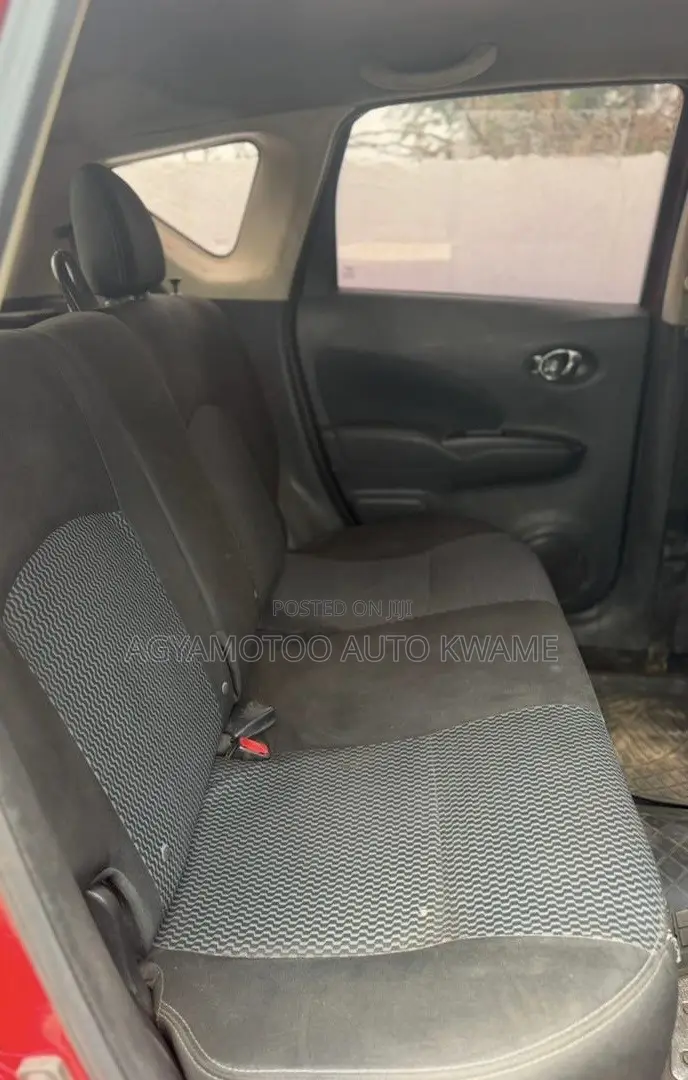 Nissan Versa 1.6 S 2013 Brown