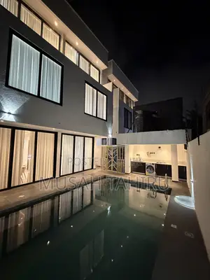 Furnished 4bdrm Penthouse in Jose  Gh Hub, School Junction for sale