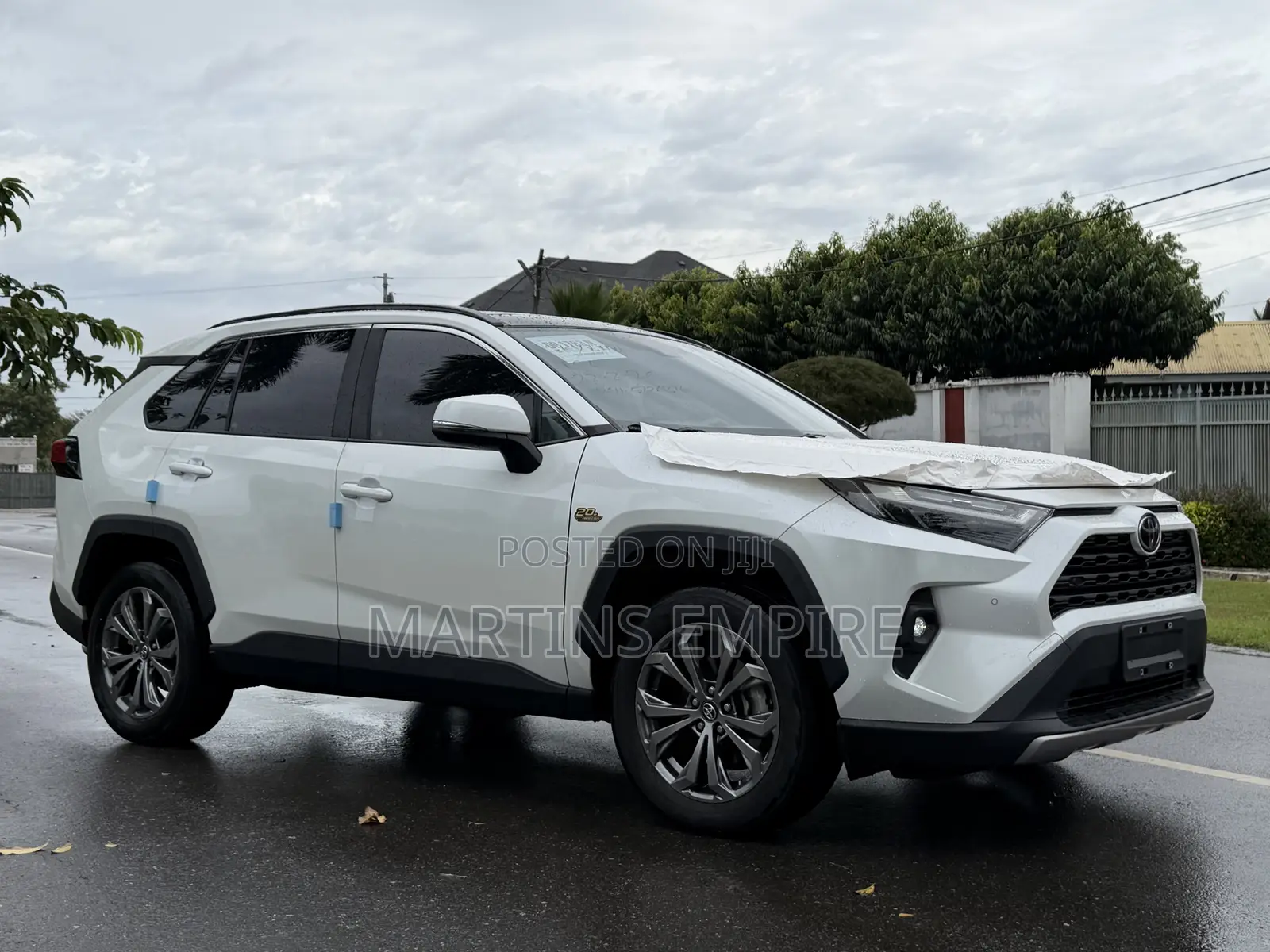 Toyota RAV4 Limited FWD 2023 White