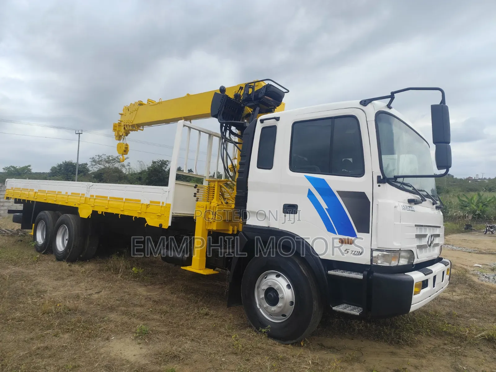 Heavy Duty Crane. Hyundai 12Ton 2015