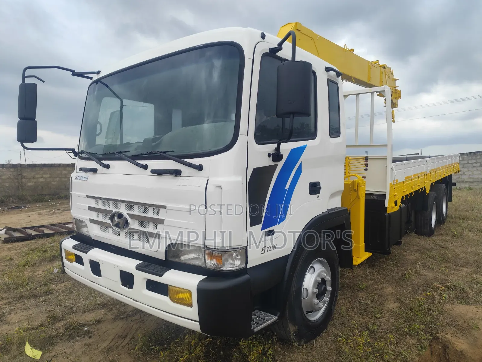 Heavy Duty Crane. Hyundai 12Ton 2015
