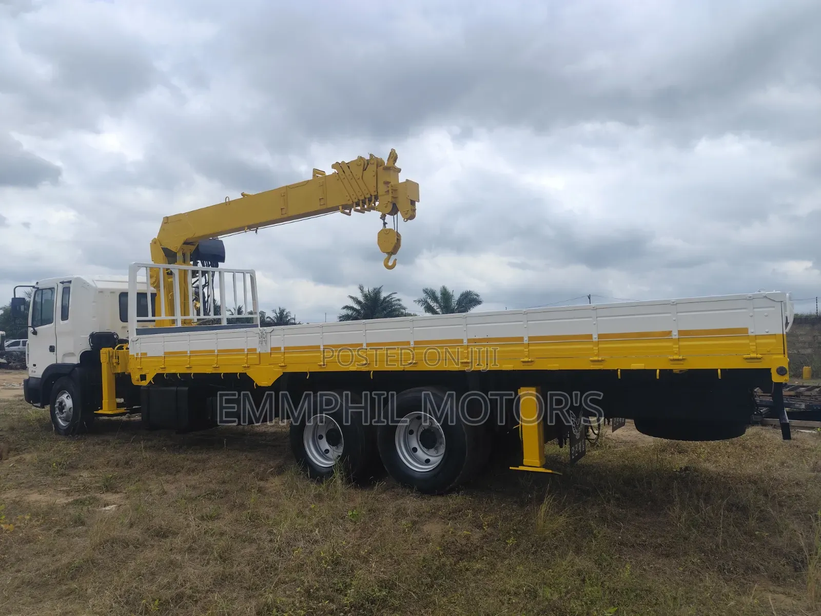 Heavy Duty Crane. Hyundai 12Ton 2015
