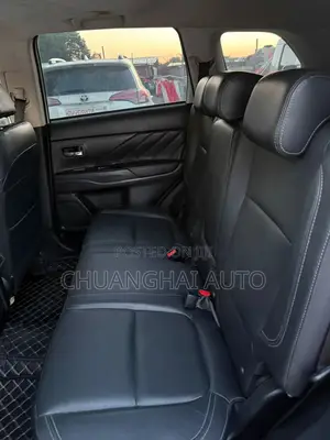 Mitsubishi Outlander 2019 White