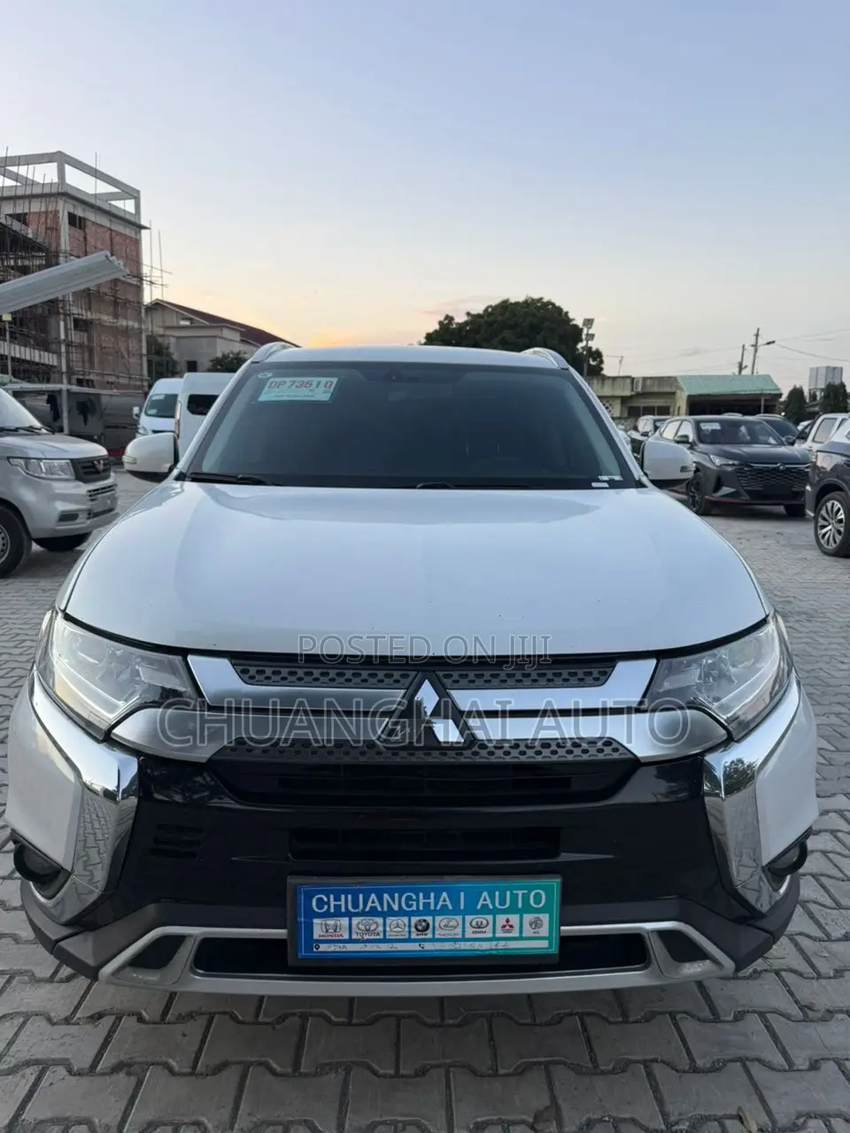 Mitsubishi Outlander 2019 White
