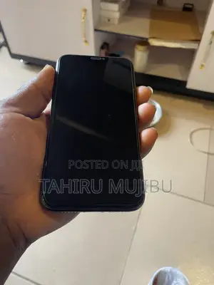 Apple iPhone 11 64 GB Black