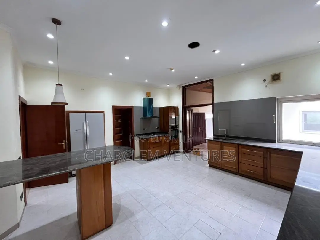 8bdrm House in Charclem Ventures, East Legon for rent