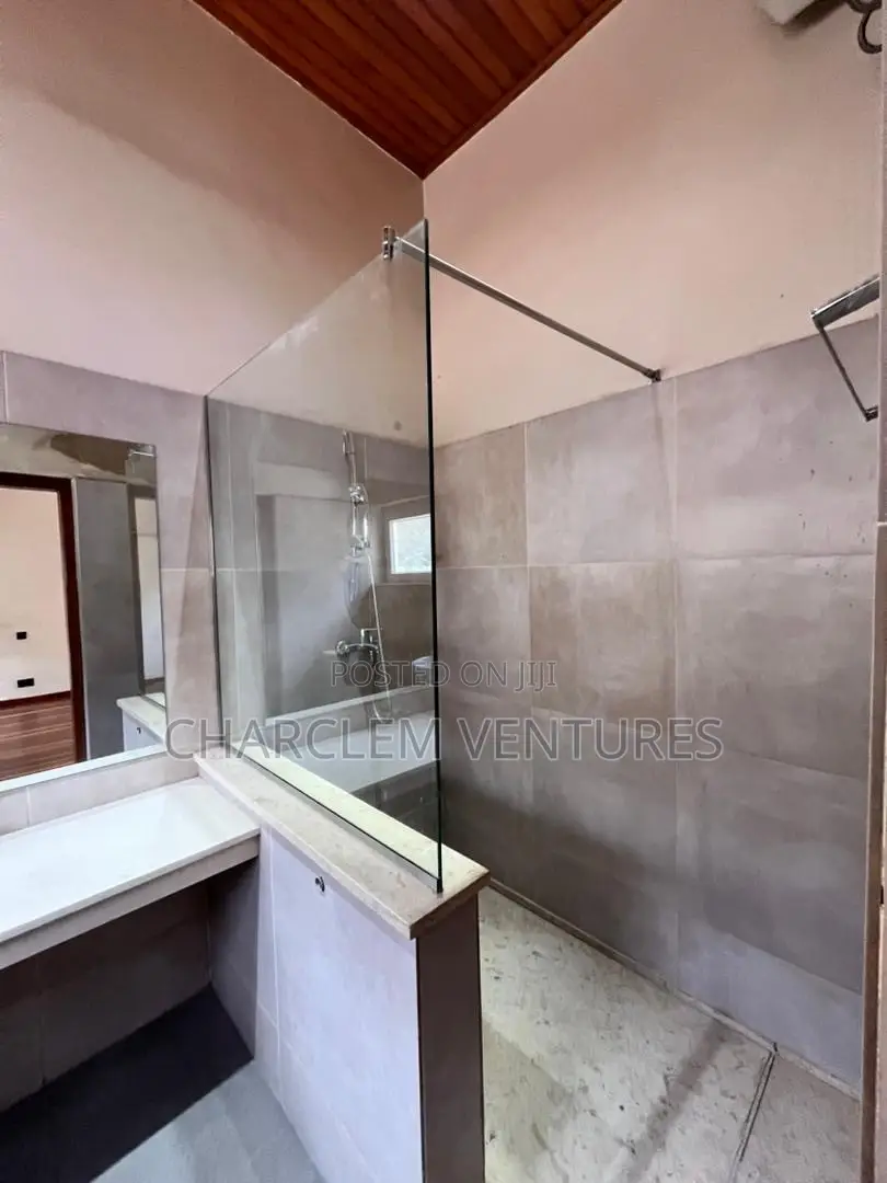 8bdrm House in Charclem Ventures, East Legon for rent