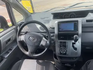 Toyota Voxy 2011 Black