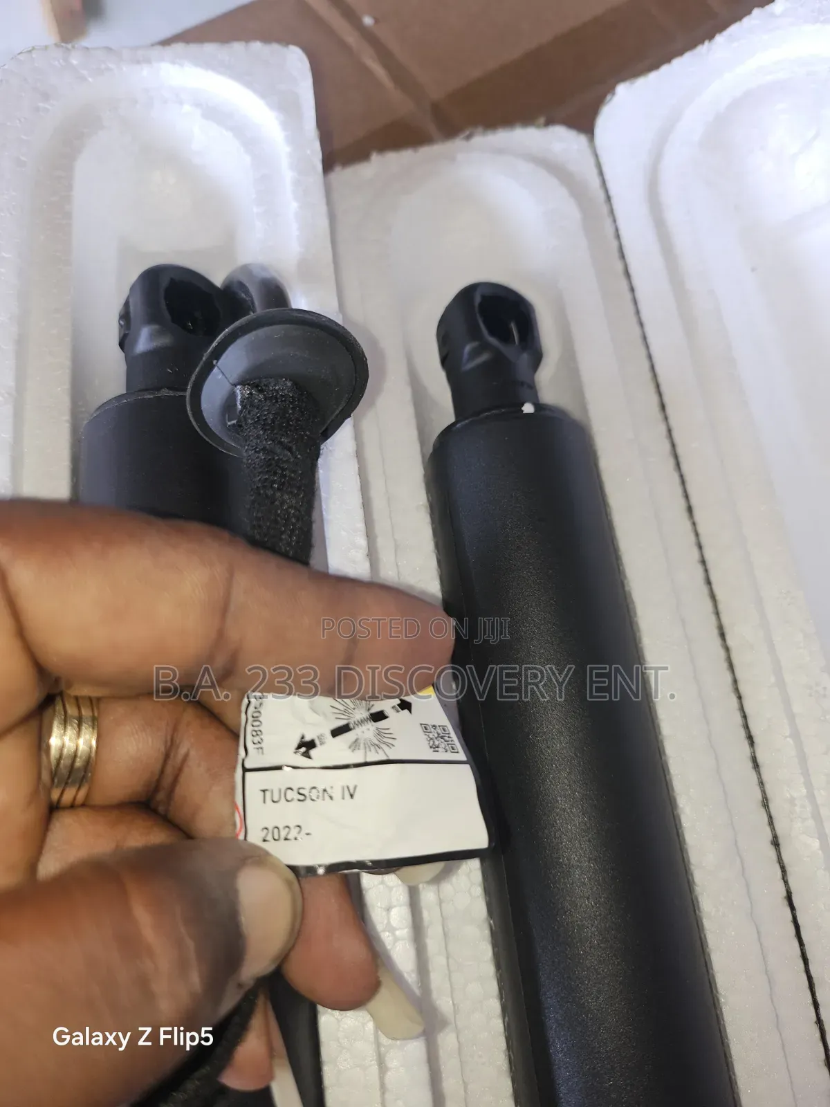 Hyundai Tucson 2022/2024 Electronic Boot Shocks