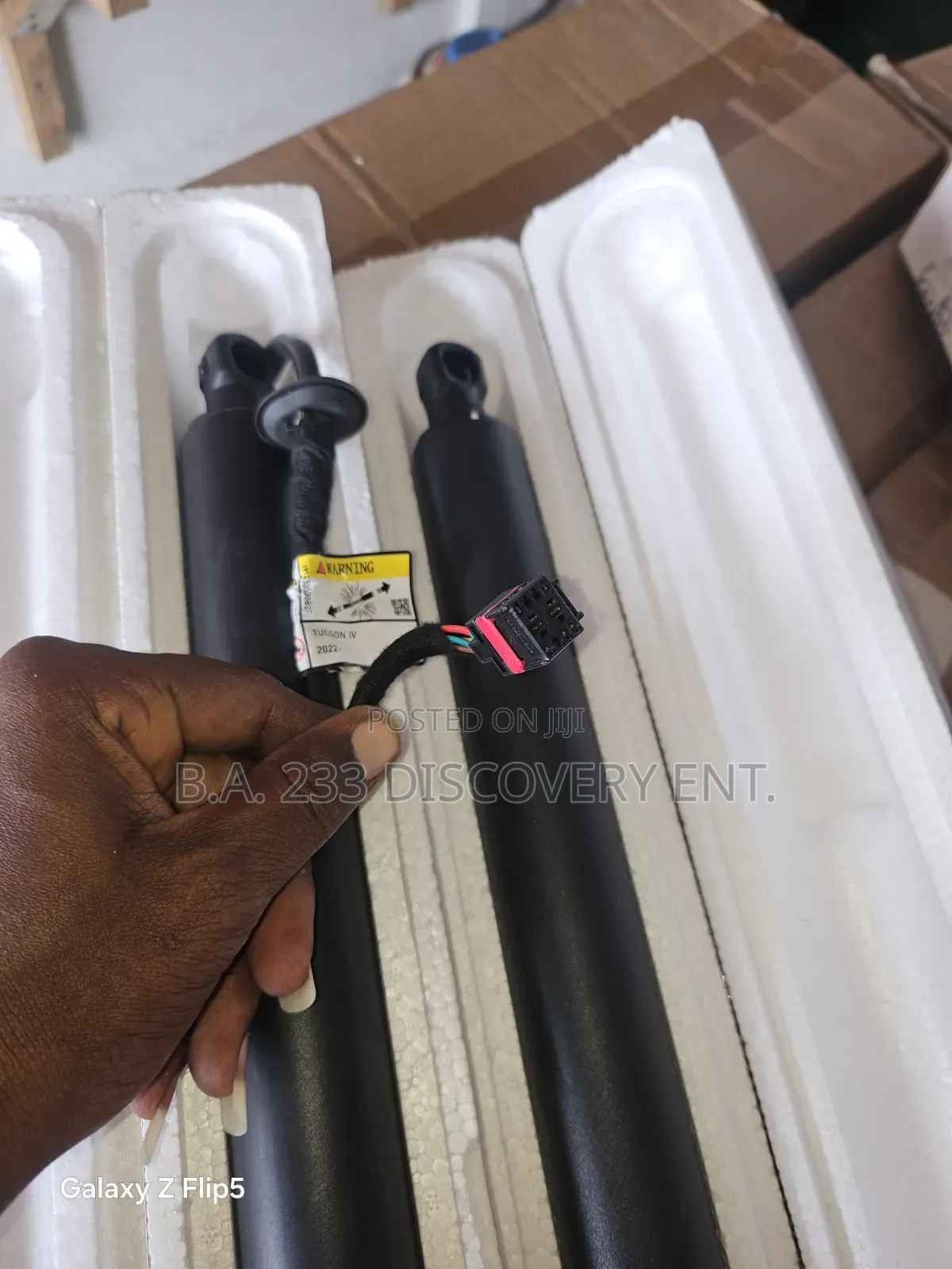 Hyundai Tucson 2022/2024 Electronic Boot Shocks