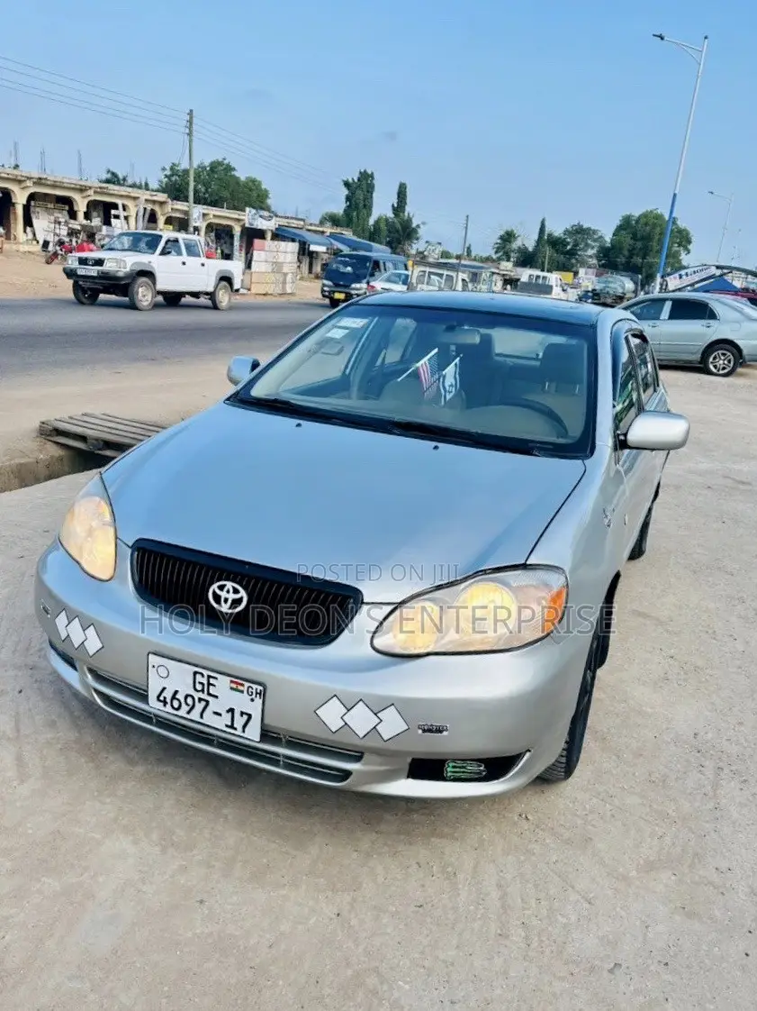 Toyota Corolla LE 4dr Sedan (1.8L 4cyl 4A) 2010 Silver