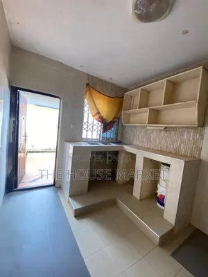 2bdrm House in Dvla, Tarkwa Nsuaem for rent