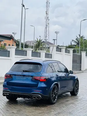 Mercedes-Benz GLC-Class 2017 Blue