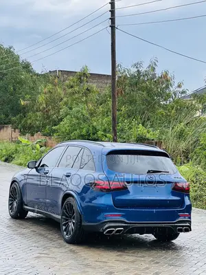 Mercedes-Benz GLC-Class 2017 Blue