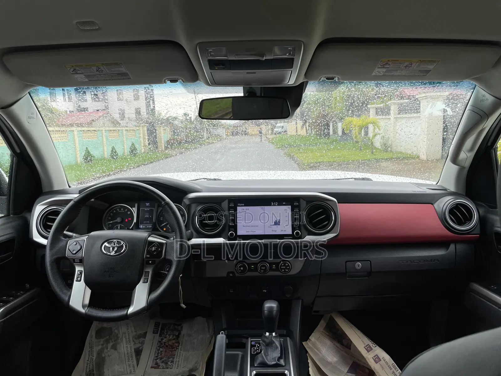 Toyota Tacoma 2023 White