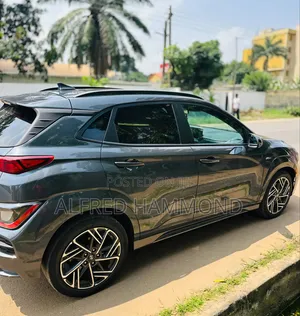 Hyundai Kona 2022 Gray