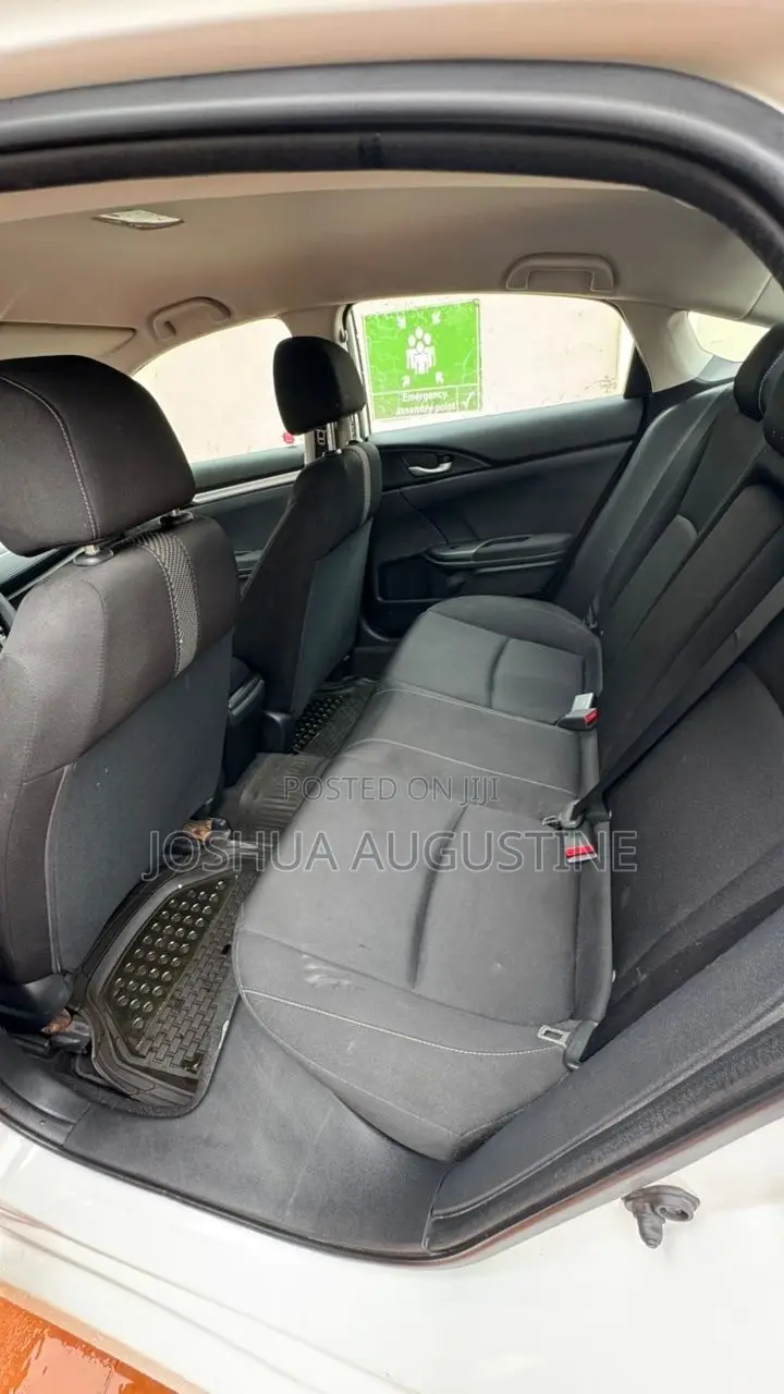 Honda Civic 2018 White