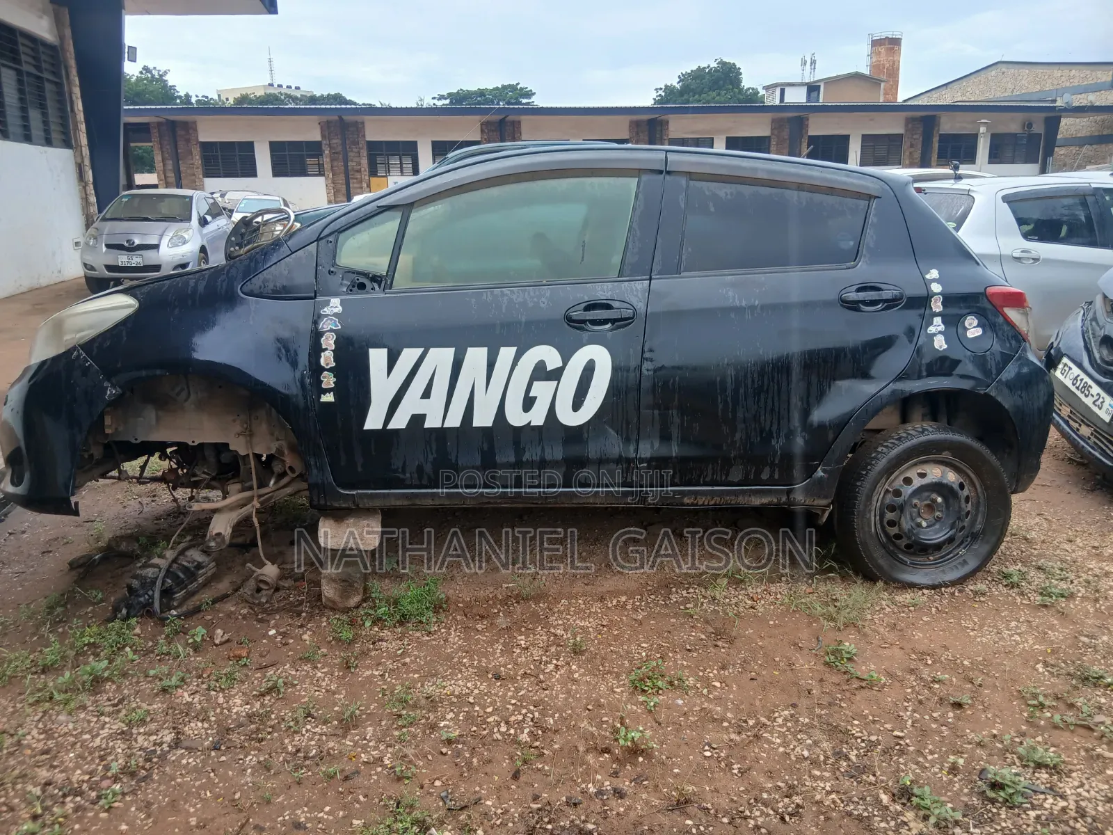 Toyota Vitz 2012 Black