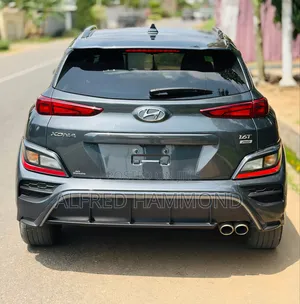 Hyundai Kona 2022 Gray