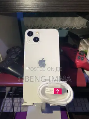New Apple iPhone 13 128 GB White