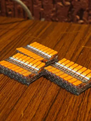 10-Way Push-in Wire Terminal Block Connector