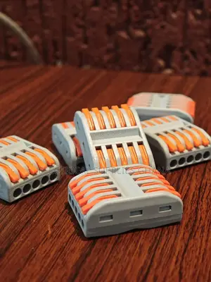 5-in - 5-Out Lever Wire Connector 0.08–2.5mm2