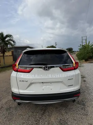 Honda CR-V Touring AWD 2018 White